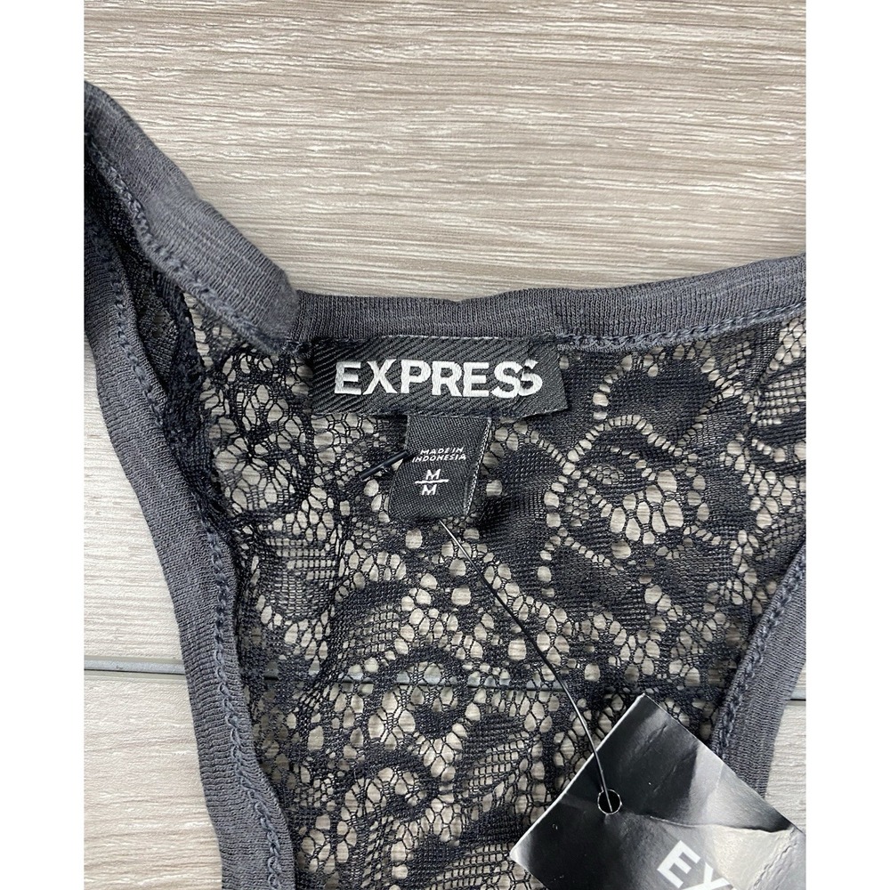 Express Women's Sleeveless USA Flag Lips Graphic Tank Grey Size Medium New - Picture 5 of 8